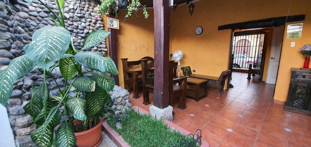 Hotel San Judas Tadeo Garden Antigua Extérieur photo